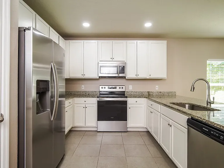 651 Mercado Ct — Photo 7
