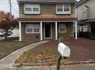 15 Minturn Ave, Staten Island, NY 10309