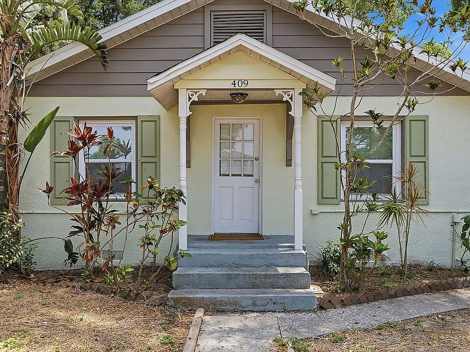 2 bed, 1026 sqft, $1,850 — Photo 1