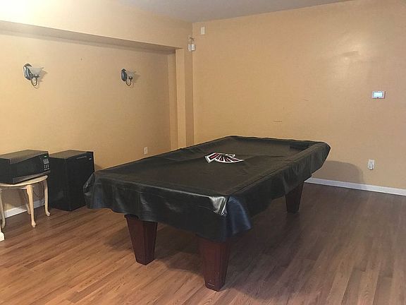 Pool room area