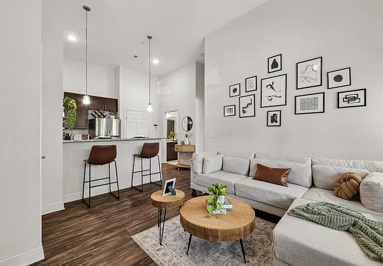 Ayrsley Lofts — Photo 3