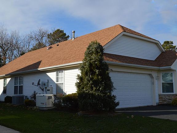 3rd image of 3633 Vicari Ave