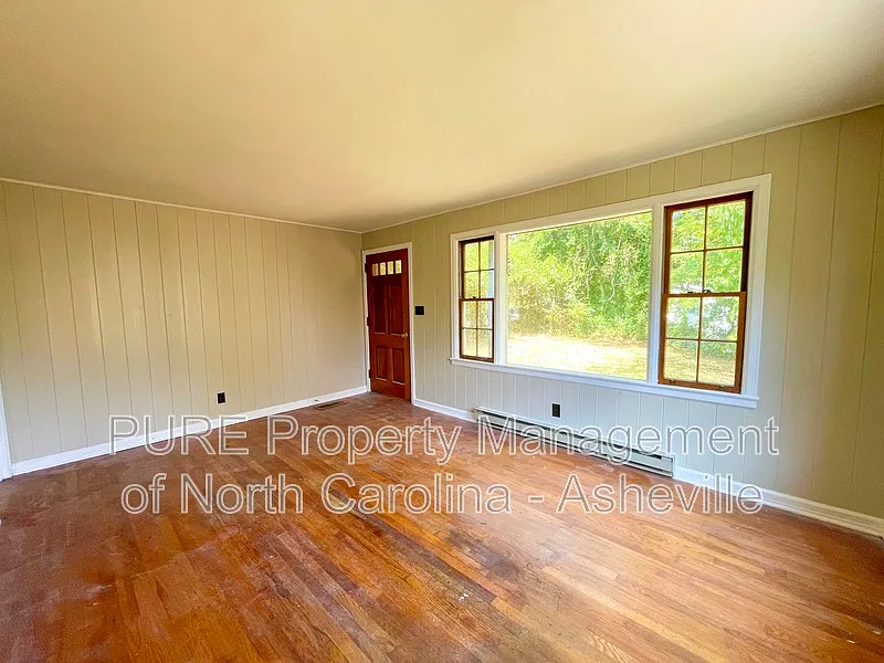 2 bed, 1.0 bath, $1,495 — Photo 3