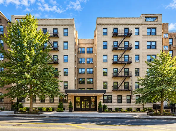 125 Ocean Avenue image 1 of 14