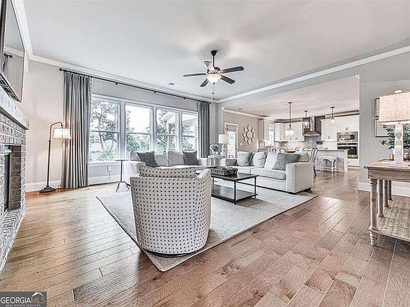 5th image of 266 Fountain Oak Way