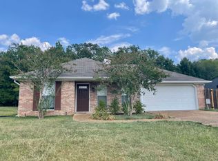 564 Oak Ridge Way, Pearl, MS 39208