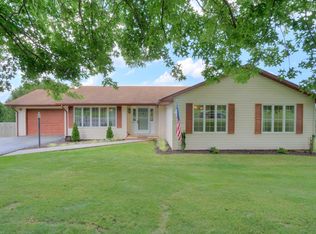 4613 Old Stage Rd, Pulaski, VA 24301