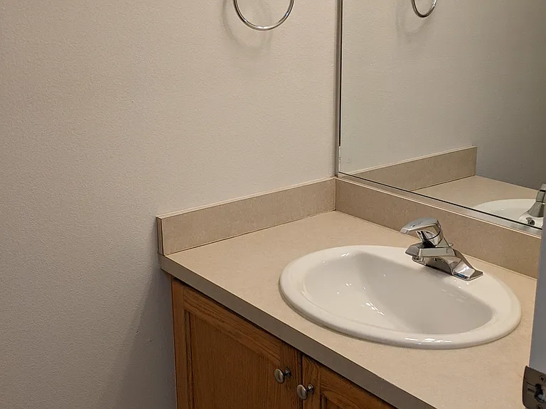 1016 N 180 W #101 — Photo 15