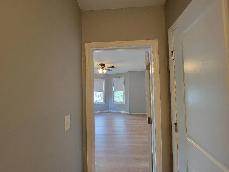 30 Beacon Ave — Photo 20