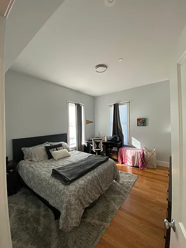 18 Murdock St Photo 1