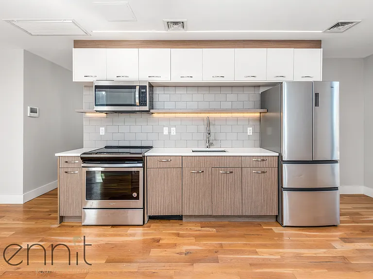 31 Debevoise St #12D — Photo 4