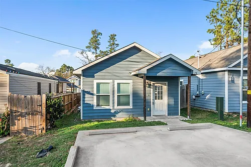 16928 Kempwood Photo 1