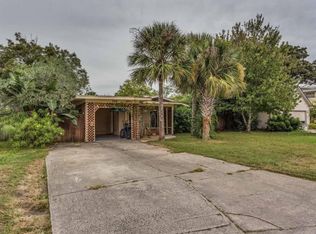 586 Hopkins St, Neptune Beach, FL 32266