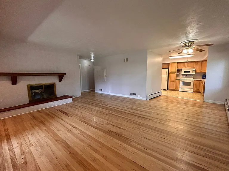 255 Ammons St — Photo 8