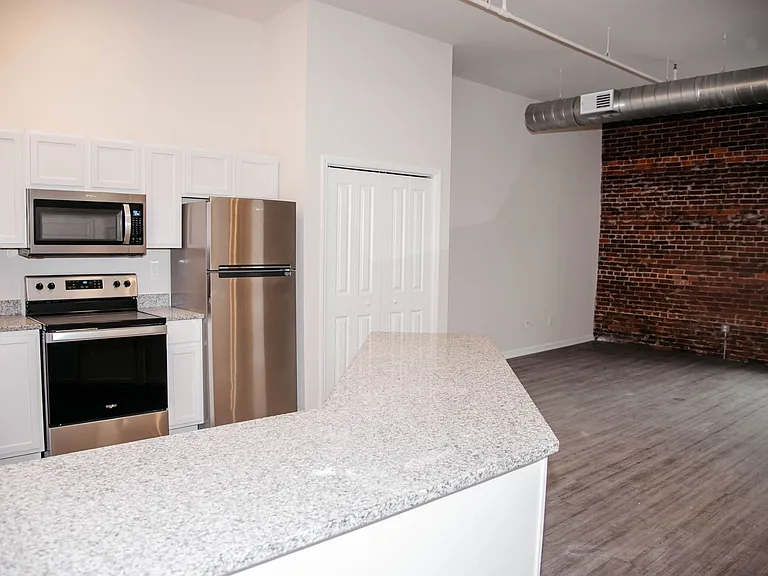 191 Broad St — Photo 33