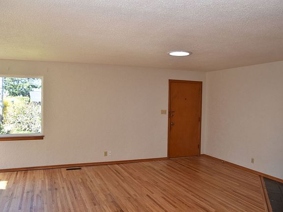4th image of 5020 N 22nd St