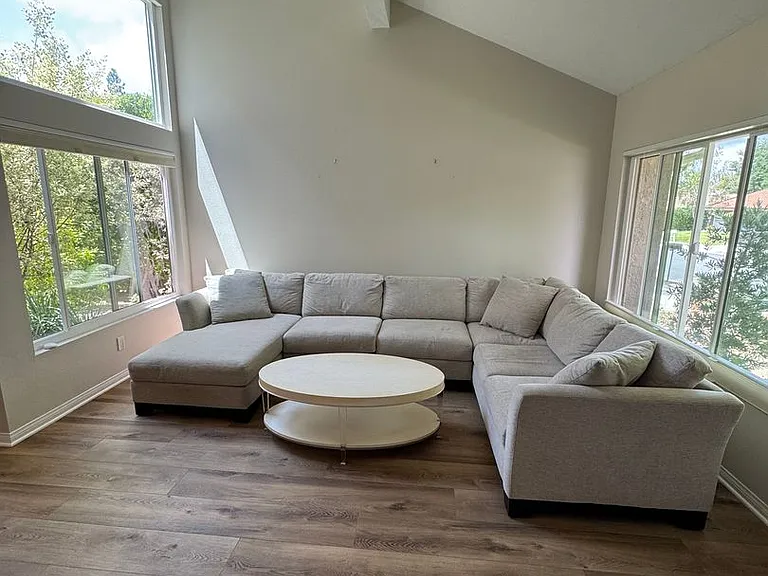 99 Castillian Ave — Photo 15