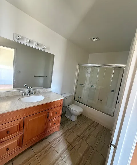 539 N Jackson St #3 — Photo 3