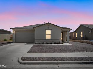 712 Nuevo Desierto Dr, Horizon City, TX 79928