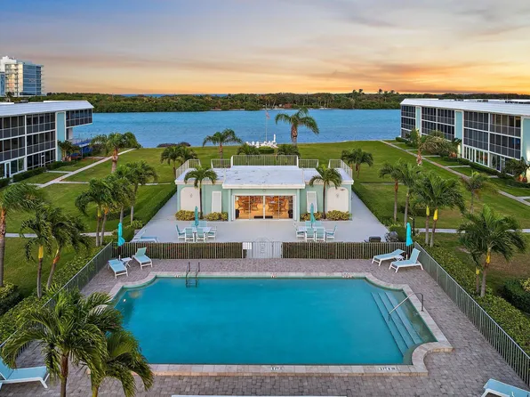 100 Waterway Rd APT E305, Tequesta, FL 33469