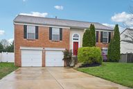 Elsworth Dr-1204-001.jpg