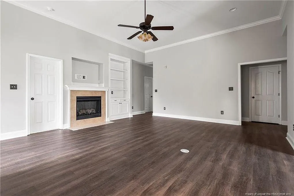 4 bed, 1762 sqft, $2,100 — Photo 3