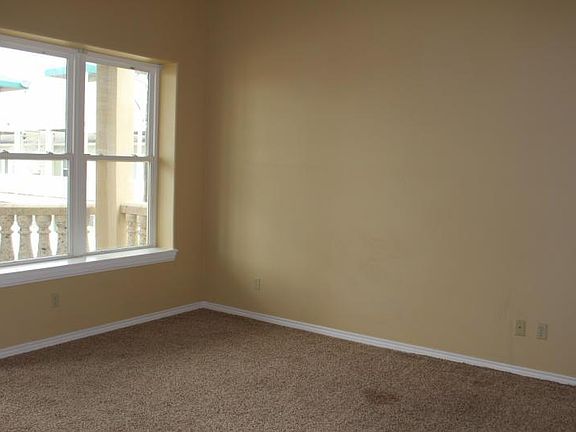 4th image of 14910 Leeward Dr Unit 803