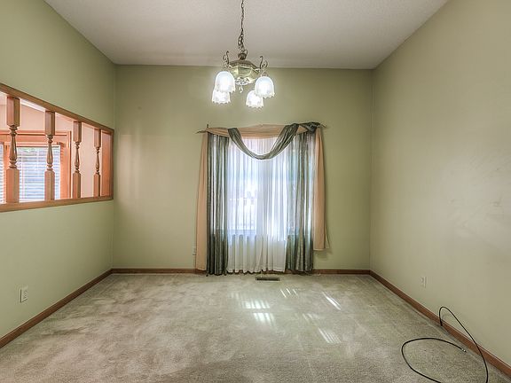 5th image of 7021 Englewood Ave