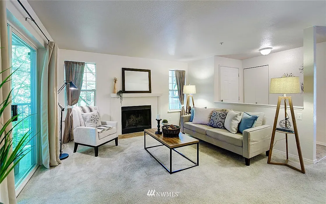 2 bed, 847 sqft, $2,000 — Photo 1