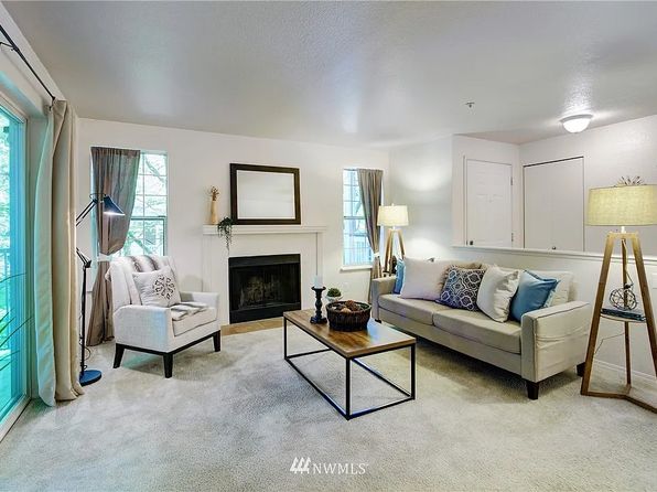 19230 Forest Park Dr NE APT C211