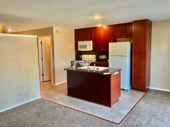 1719 SW 16th Ave #15, Portland, OR 97201