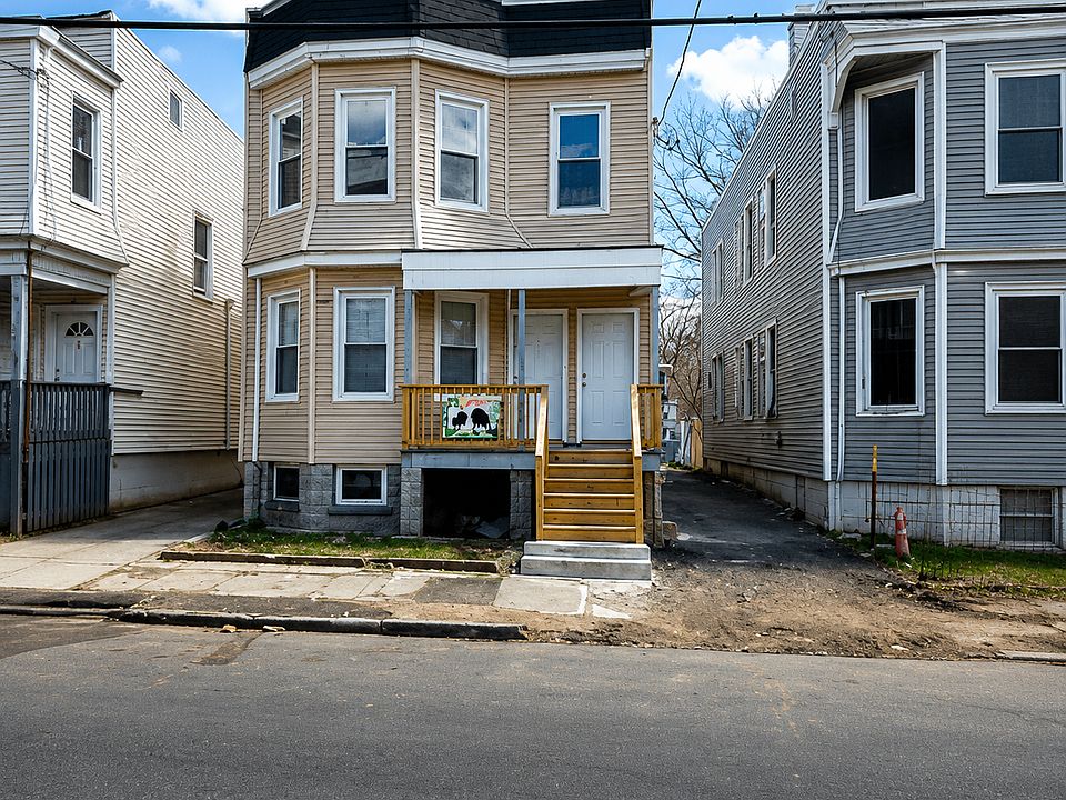 1st image of 254 21st St #1
