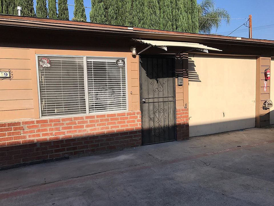 1st image of 923 E Washington Ave #923