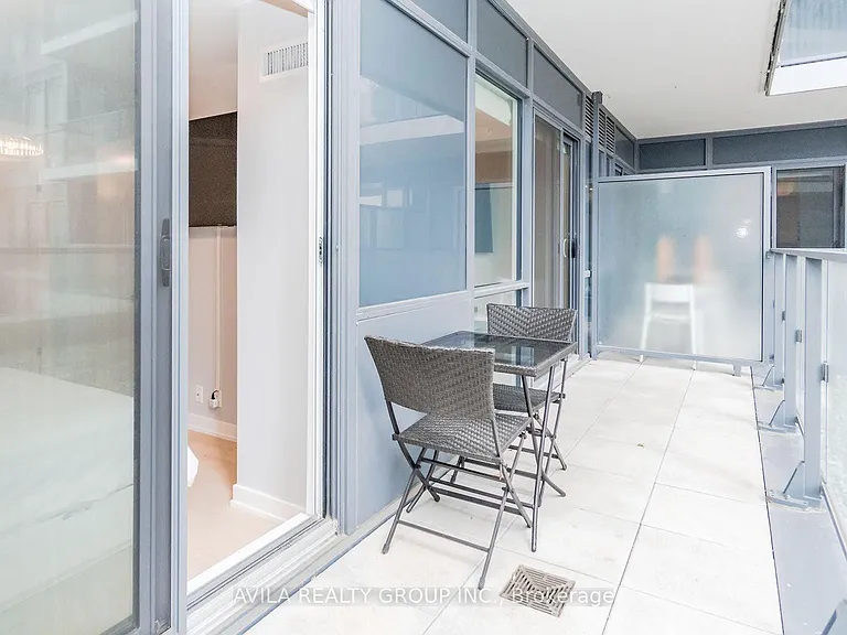 10 Park Lawn Rd #320 — Photo 25