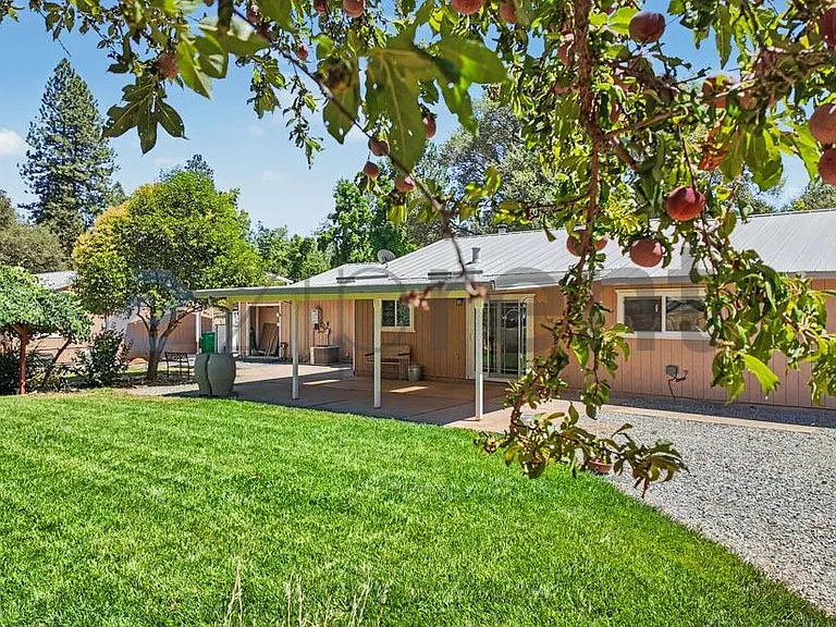 17068 Vintage Dr — Photo 63
