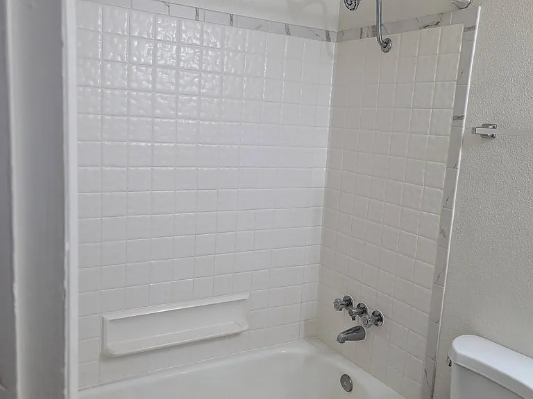 2865 Front St NE #8B — Photo 10