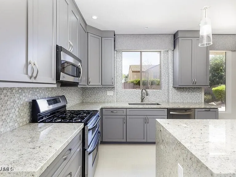 7647 E Los Gatos Dr — Photo 31