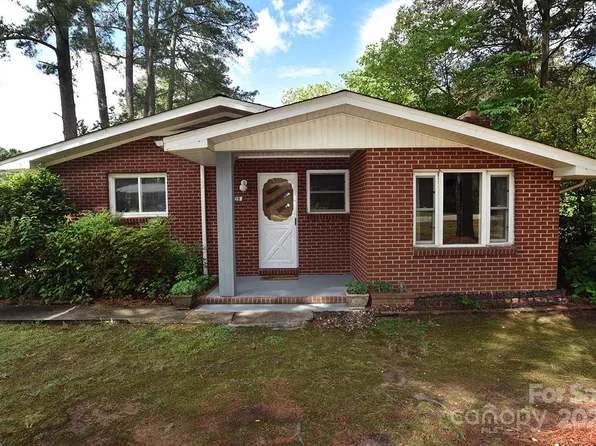 709 Sunset Dr, Salisbury, NC 28147