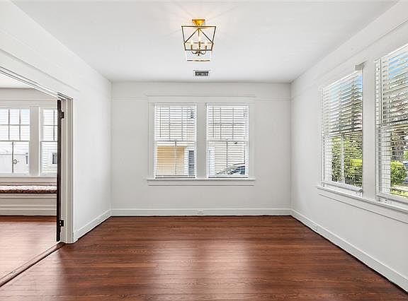 3rd image of 316 Orion Ave
