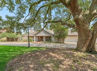 14 Stones Throw Dr, Baton Rouge, LA 70809