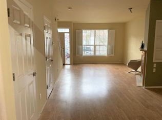 9415 SW Sutton Pl, Portland, OR 97223