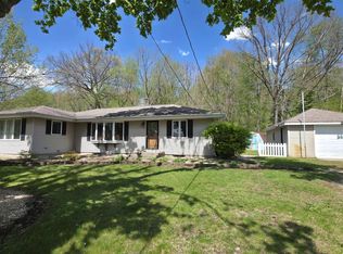 20860 N Lake Dr, Walkerton, IN 46574