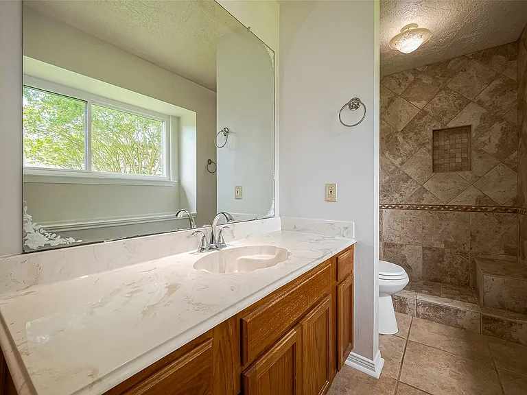 3007 Cloverdale Dr — Photo 15