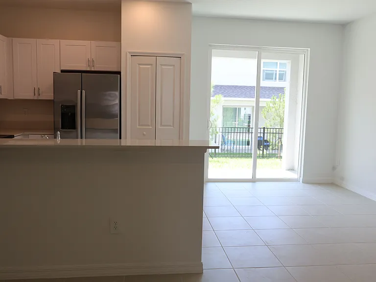 9872 Allendale St #MAIN — Photo 2