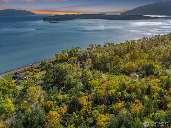 2519 Lummi Shore Road, Bellingham, WA 98226