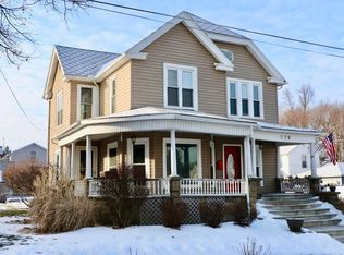 53 W Sandusky St, Fredericktown, OH 43019