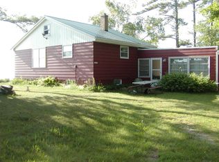 11211 Lake Dr, Two Rivers, WI 54241