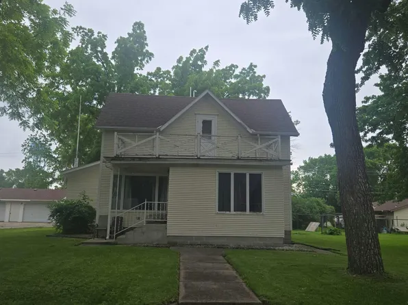 708 11th Ave, Clarkfield, MN 56223