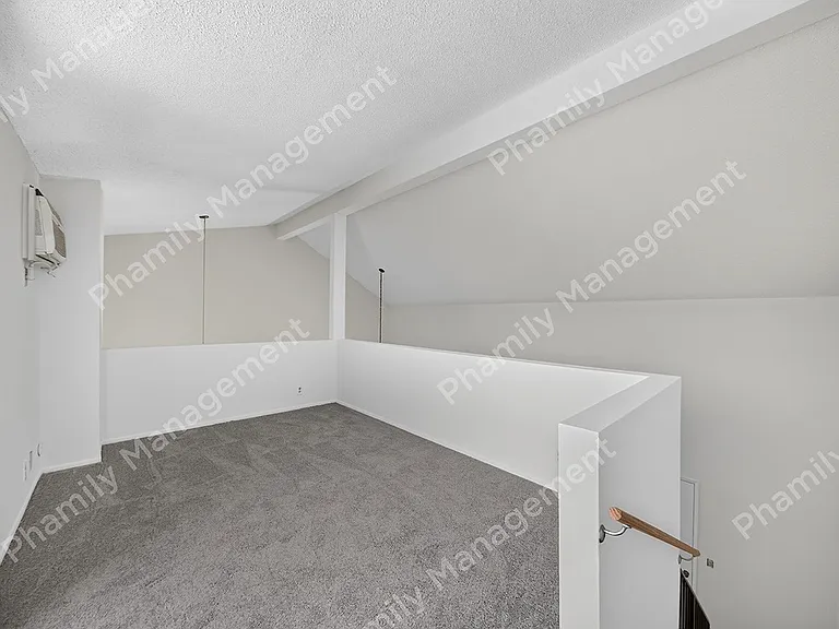11575 Moorpark St #203 — Photo 5