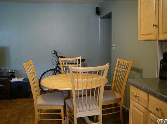 5th image of 23 Houston Ct